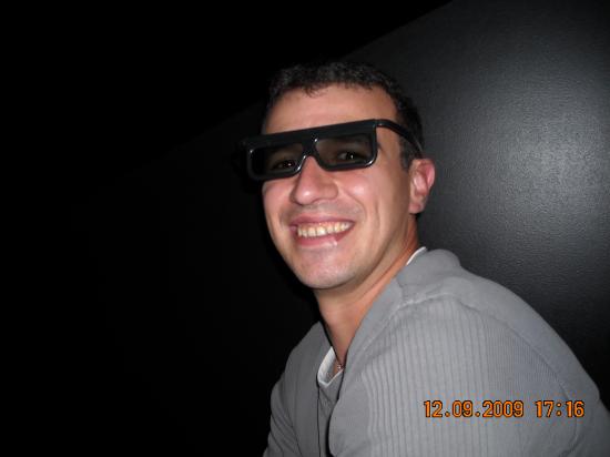 IL EST FOU AFFELOU IL EST FOU